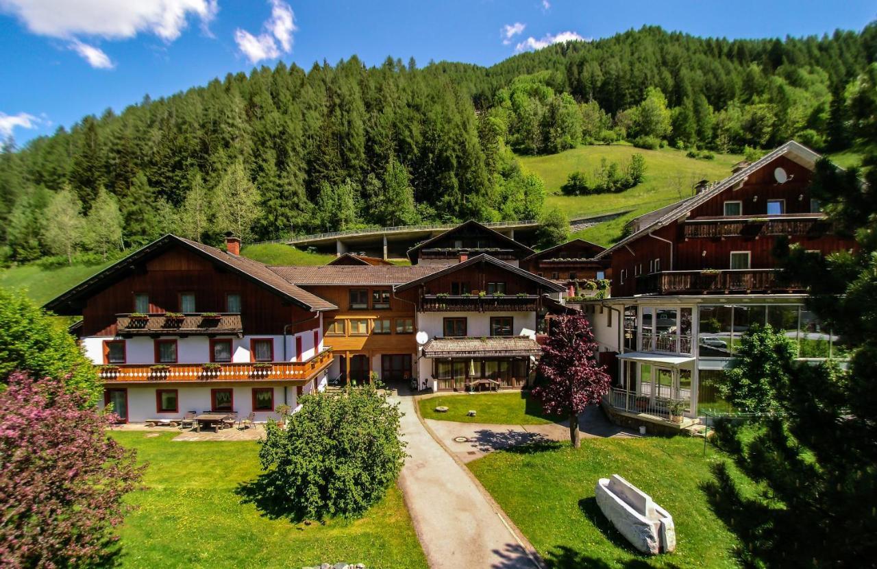 Landhaus Alpenrose - Feriendomizile Pichler Heiligenblut Exterior photo